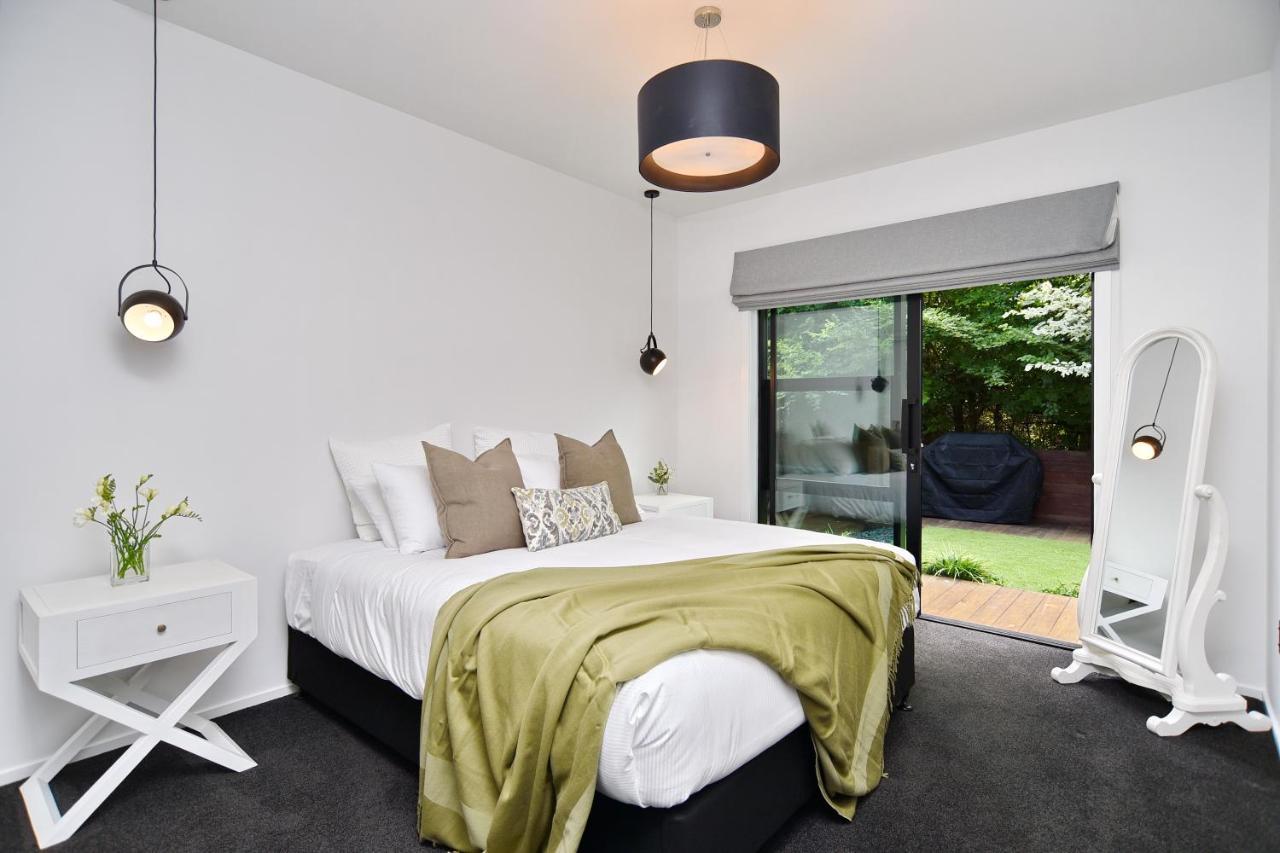 Bridle Path Retreat - Christchurch Holiday Homes ภายนอก รูปภาพ