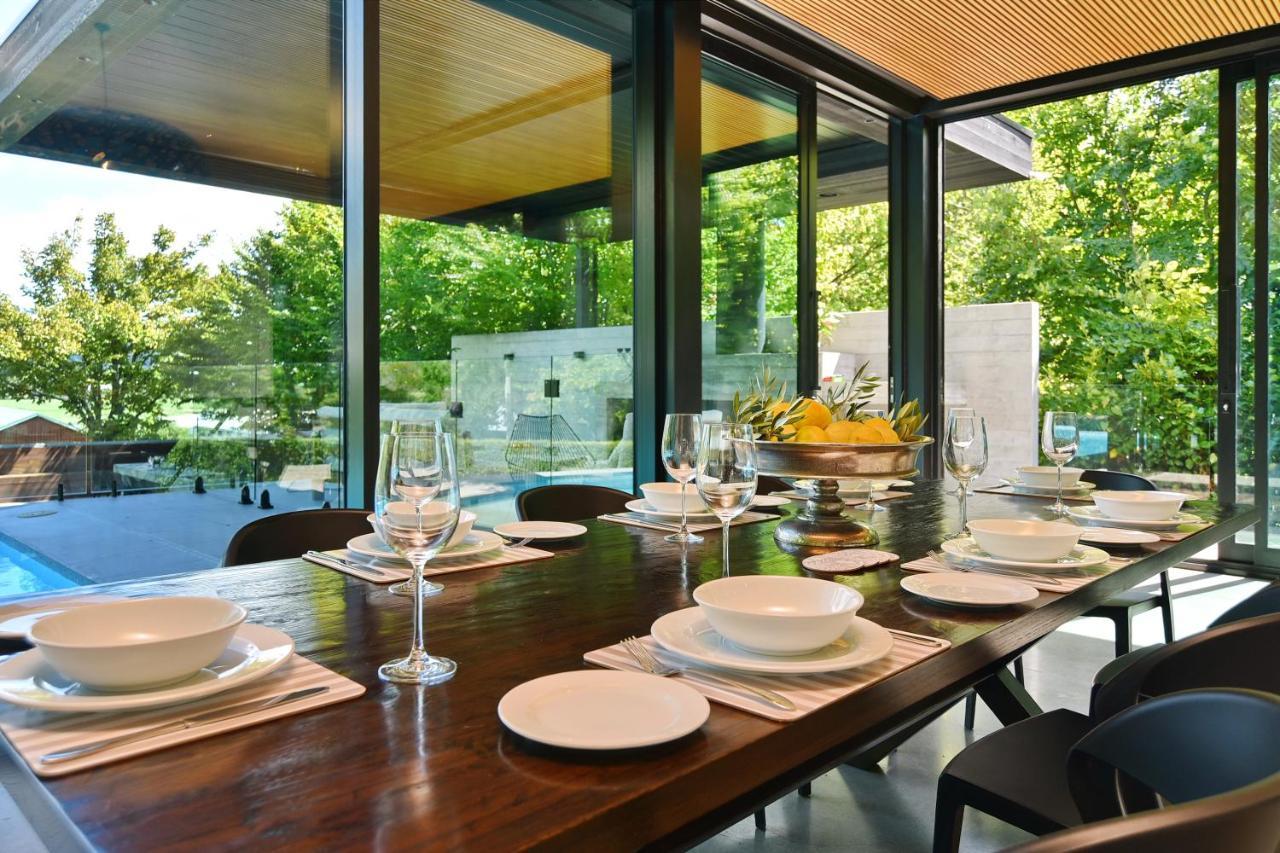 Bridle Path Retreat - Christchurch Holiday Homes ภายนอก รูปภาพ