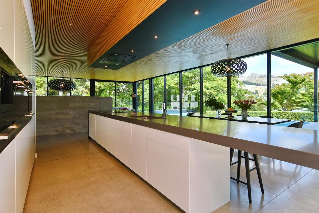 Bridle Path Retreat - Christchurch Holiday Homes ภายนอก รูปภาพ